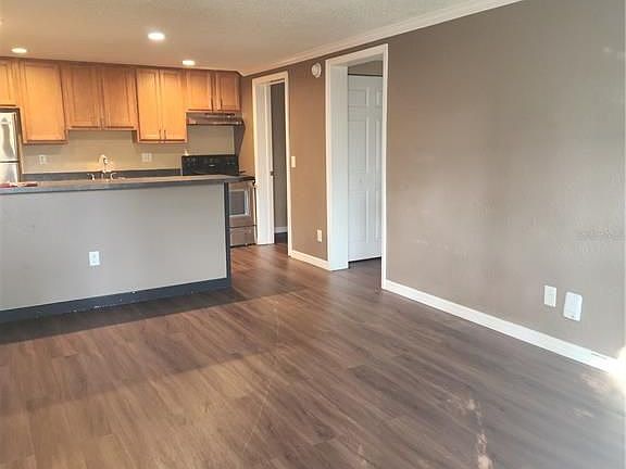 2nd image of 5901 Bryce Ln #5907