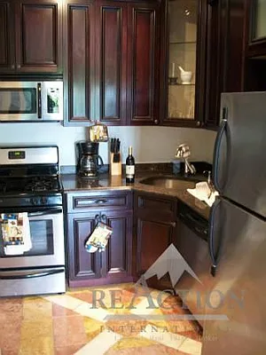 Rented by Reaction | media 25