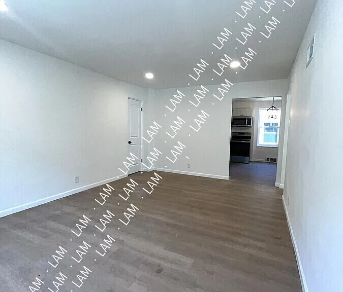 3915 Jamieson Avenue 2E #1E-1W-2W — Photo 9