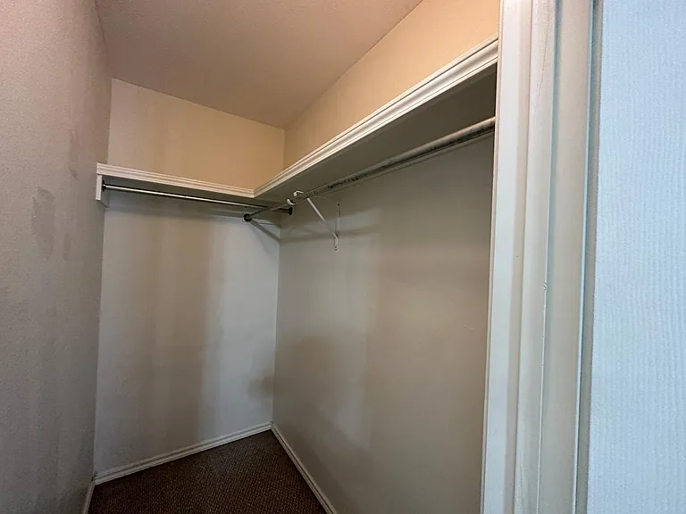 2421 N I St — Photo 11