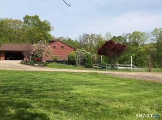 11 E Howey Rd, Ashford, CT 06278