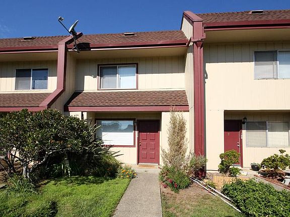 3rd image of 182 Harbor Oaks Cir