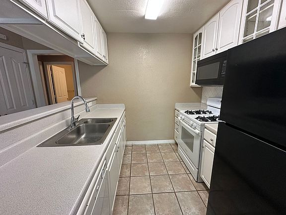 4th image of 8320 Cambridge Rd APT M18
