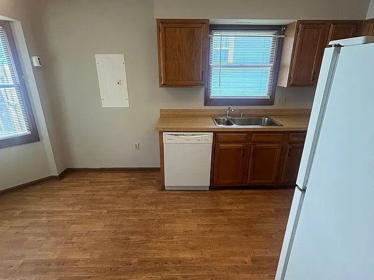 307 Stratford Pl — Photo 15