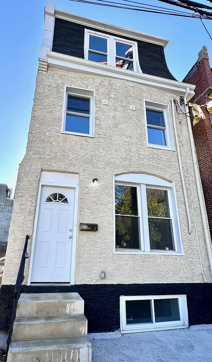 4966 Wakefield St photo 1