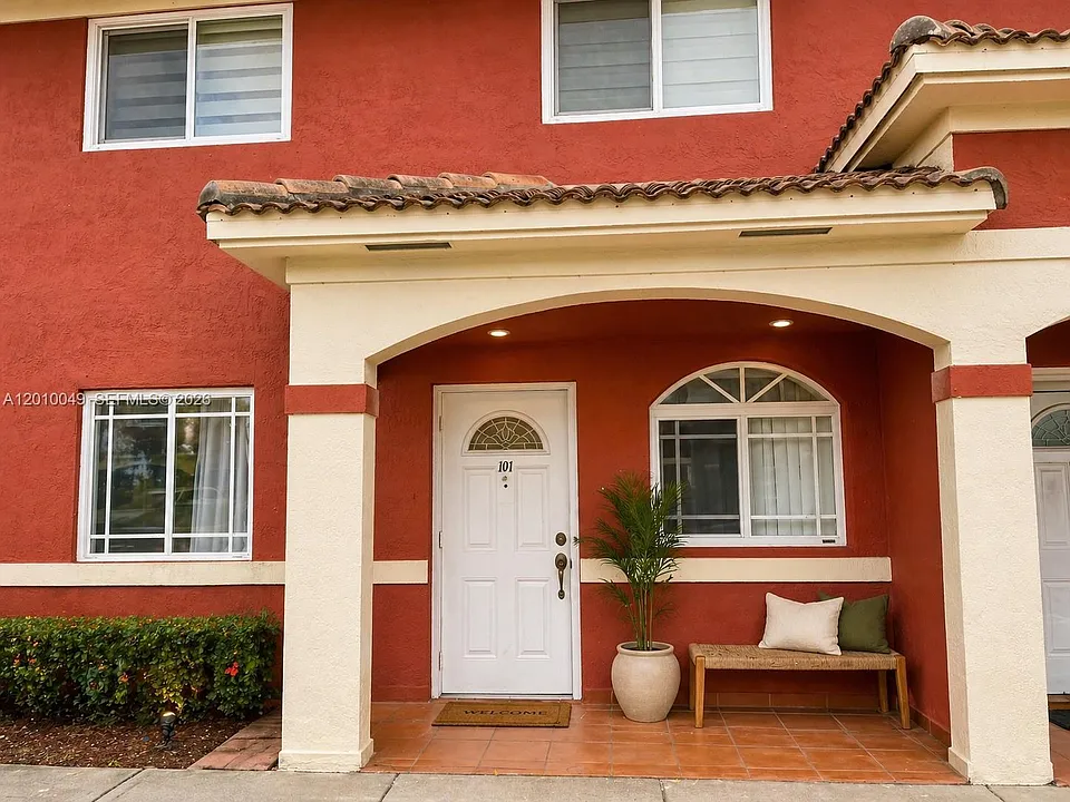 11051 W Okeechobee Rd #101