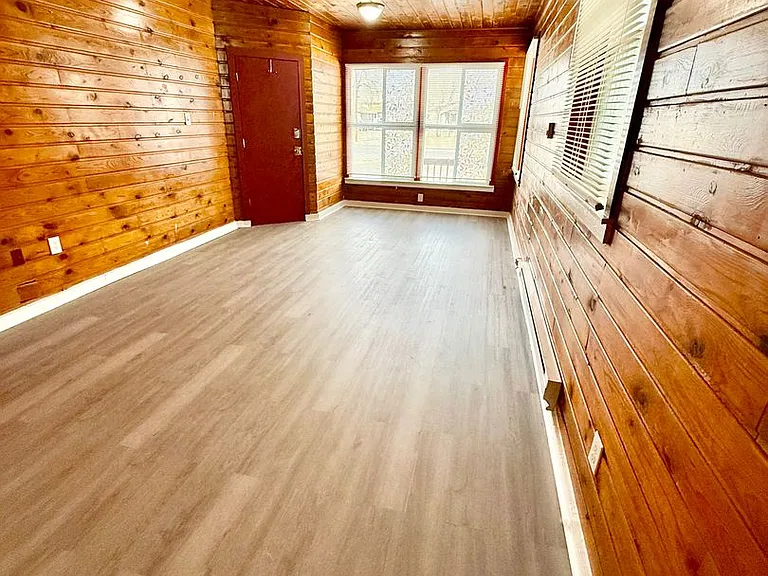 2619 E Willamette Avenue — Photo 12