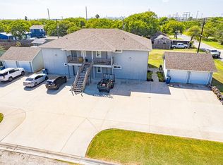 2461 Avenue D, Ingleside, TX 78362
