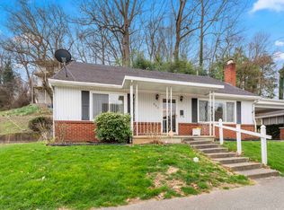 923 Chestnut Dr, Ashland, KY 41101