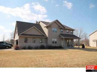 3120 Rosewood Ln, Oshkosh, WI 54904