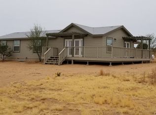 618 N Bonita Ave, Landers, CA 92285