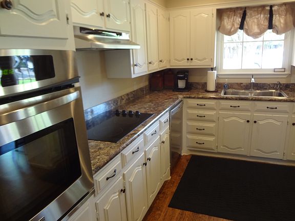 4th image of 118 Parkwood Ln