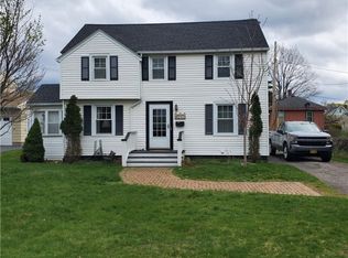 691 Lake Shore Blvd, Rochester, NY 14617