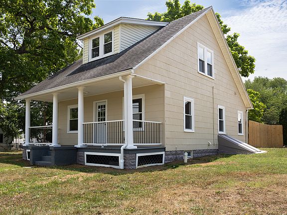 3rd image of 639 Landis Ave