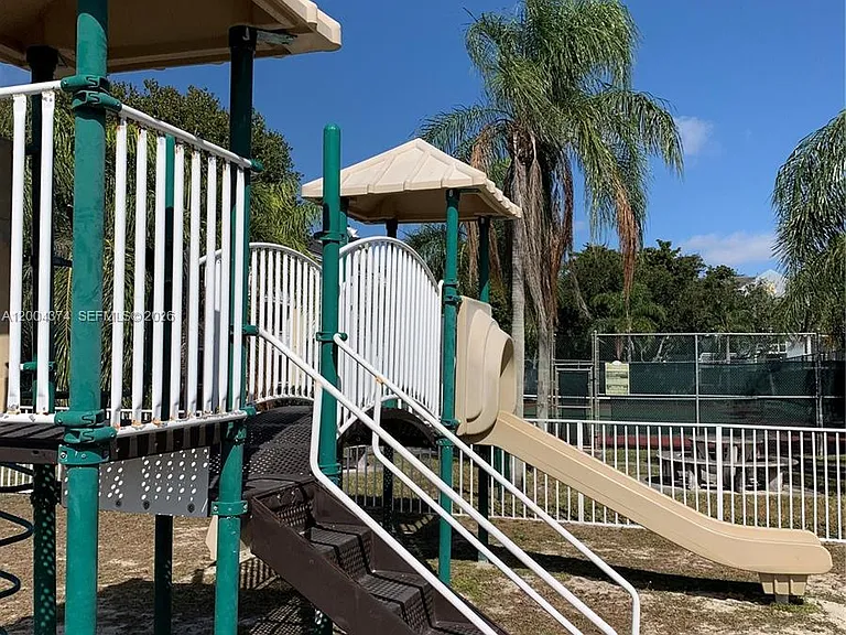 8660 SW 212th St #305 — Photo 26