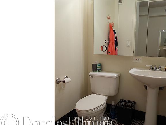 5th image of 75 W End Ave APT C23e