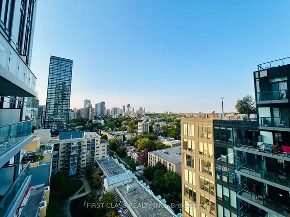 251 Jarvis St, Toronto, ON
