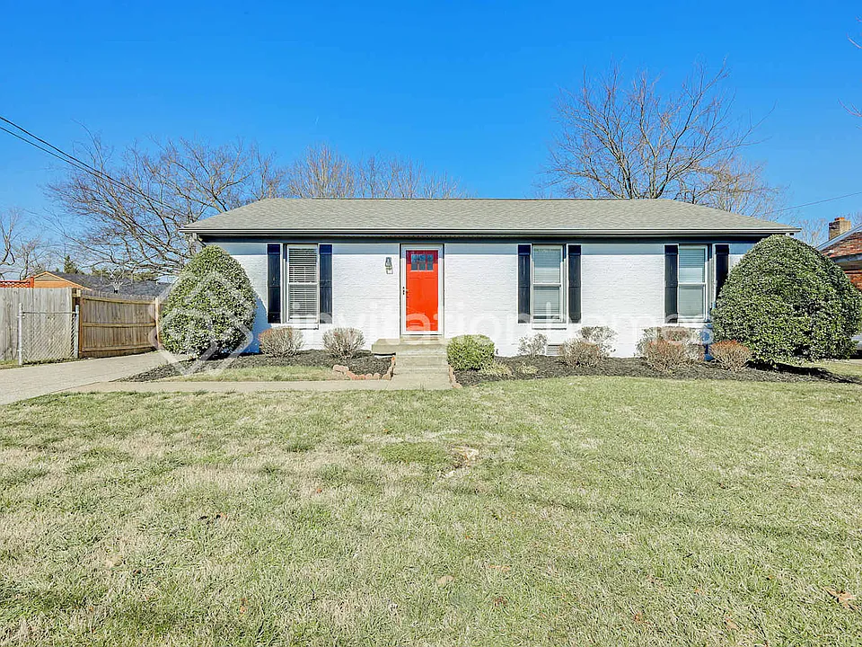 5104 Parishwood Ct