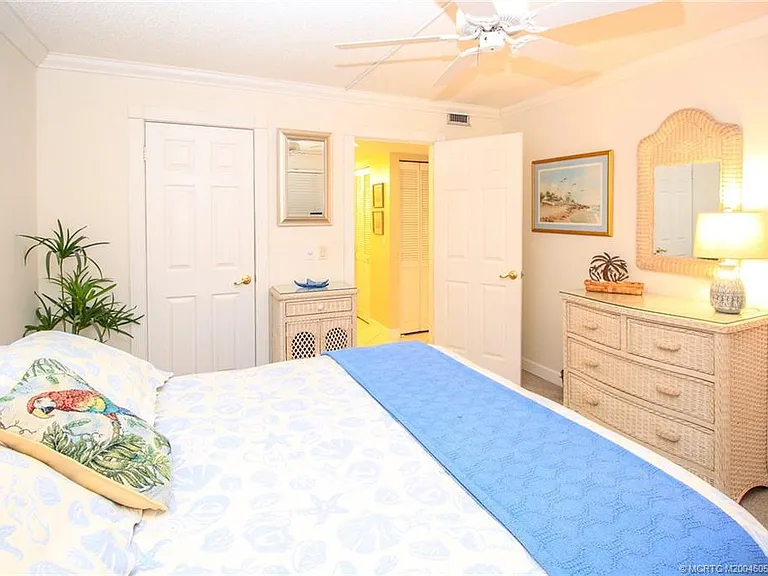 350 NE Edgewater Dr #202 — Photo 20