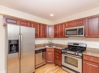 2854 W Rosemont Ave #2854GDN, Chicago, IL 60659