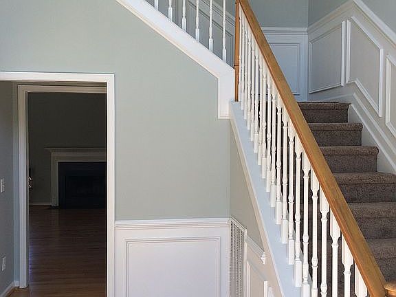 Foyer with Soaring Ceilings