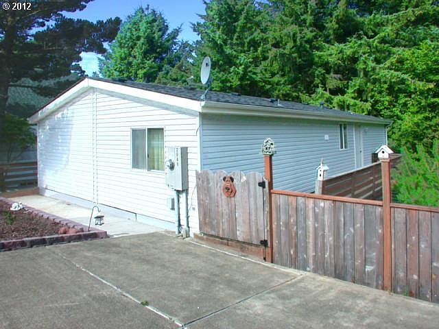 1st image of 2949 SE Beach Ave