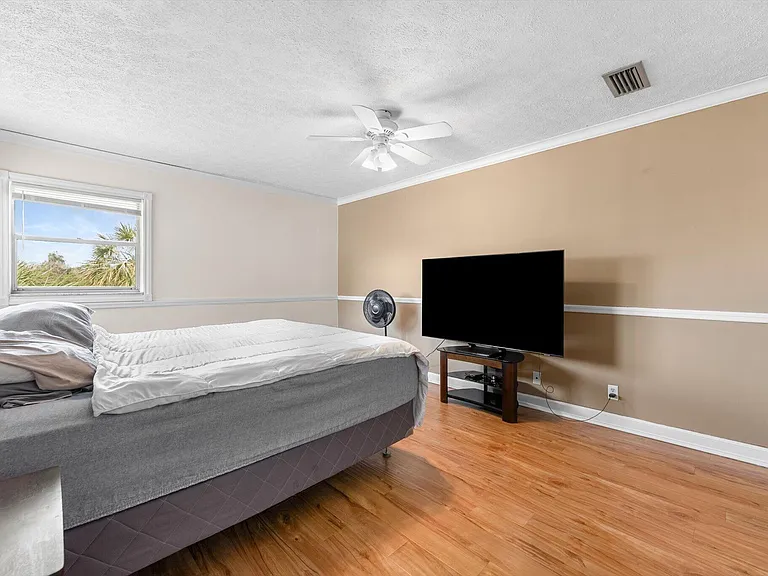 8000 Lagos De Campo Blvd #A-307 — Photo 18