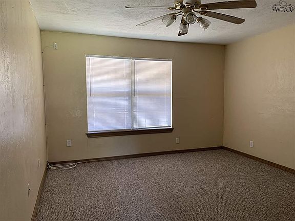 5th image of 2828 Newsom Cir