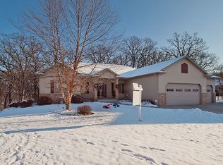 1128 Tiger Ln SE, Rochester, MN 55904