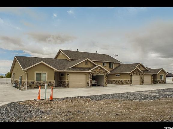 2nd image of 966 Georgia Dr Unit 15