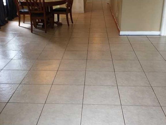 5th image of 8450 Lagos De Campo Boulevard #201