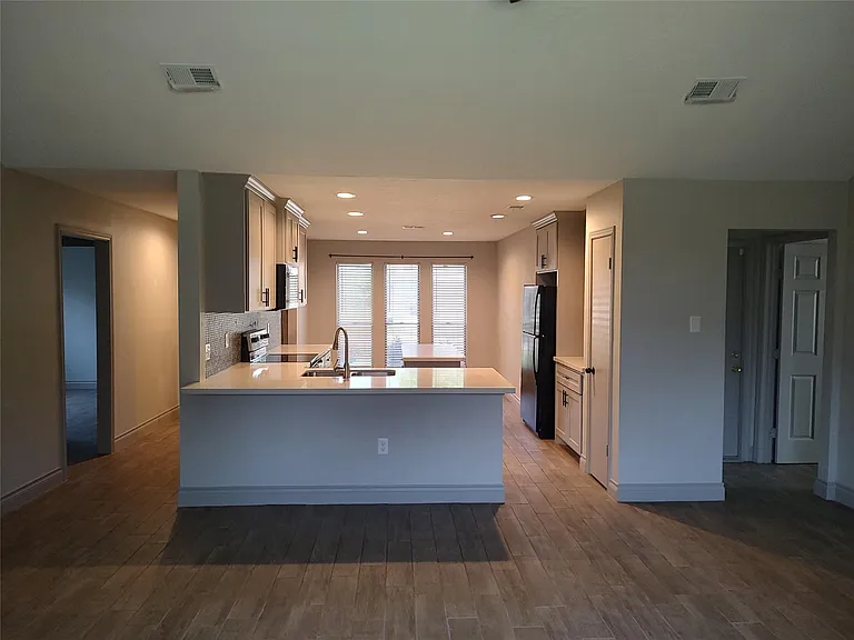 7514 Fuchsia Ln — Photo 6