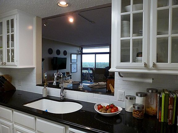 5th image of 14655 Champion Forest Dr #1/101