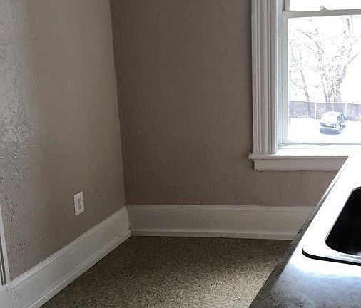 4th image of 380 W Main St APT 314