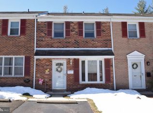 522 Barrington Ct, Sellersville, PA 18960