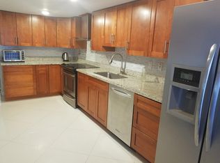 985 NW 5th St #1, Miami, FL 33128