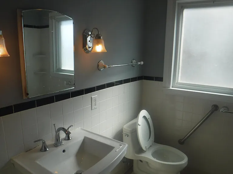 5466 Neosho St — Photo 10