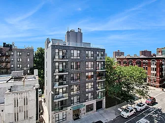 376 Franklin Avenue in Bedford-Stuyvesant