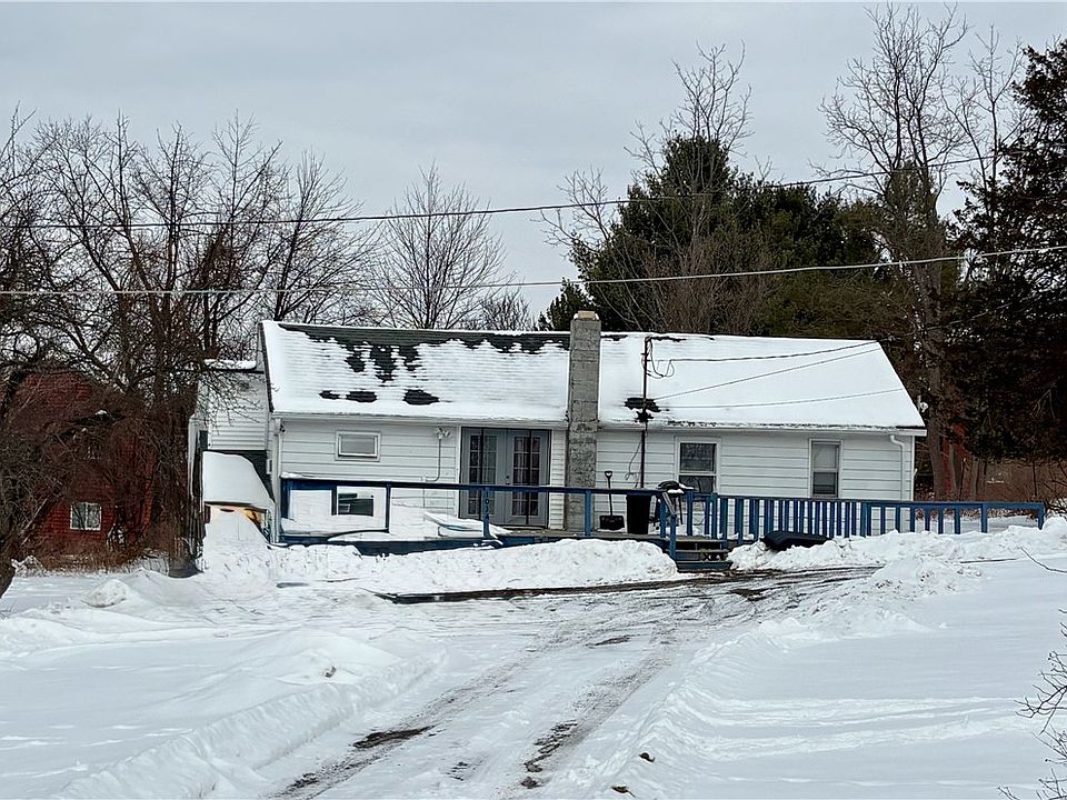 2nd image of 1034 Danby Rd