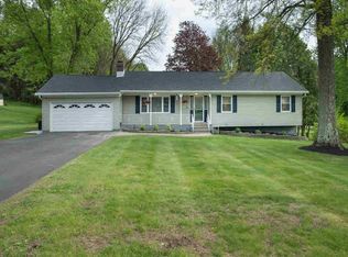 14 Saddle Ridge Dr, Hopewell Junction, NY 12533