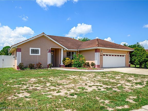 2nd image of 3229 Valerie Blvd