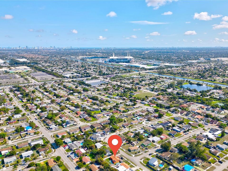 1st image of 3041 NW 210th Ter