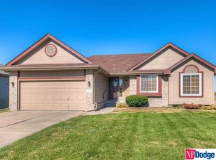 2502 Alexandra Rd, Papillion, NE 68133