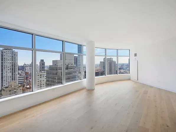 250 E 54th St APT 37B, New York, NY 10022