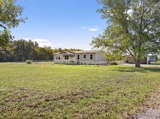 1005 W Haskell Lake Rd, Rural, OK 74436