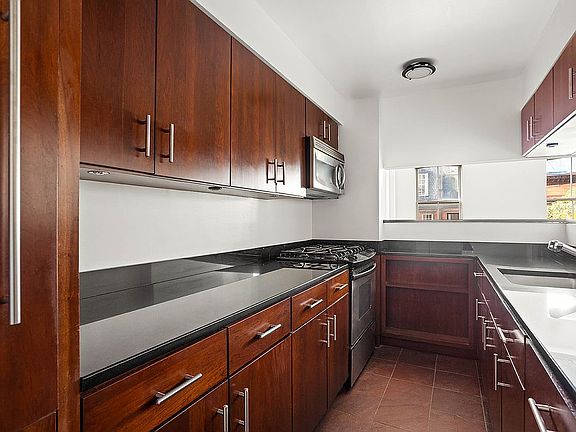 5th image of 429 W 22nd St APT 3F