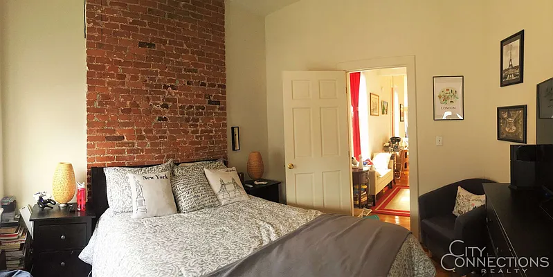 Rented by City Connections Realty | media 7