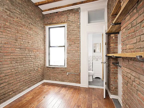 5th image of 28 Forsyth St APT 18