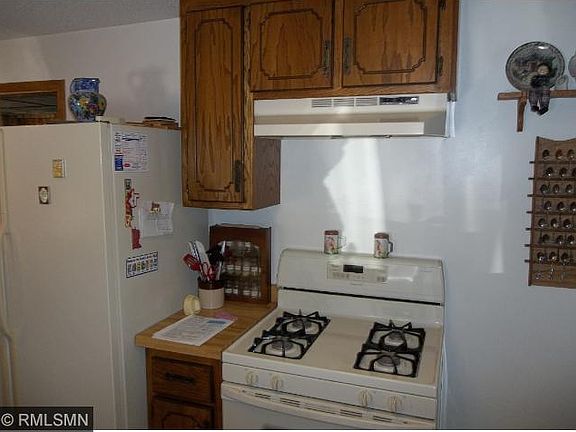 4th image of 24130 Grosbeak Dr