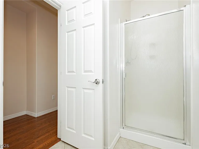 11220 Robin Park Ave — Photo 18